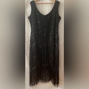 Fundaisy Vintage 1920s Flapper Tassel style black party dress
